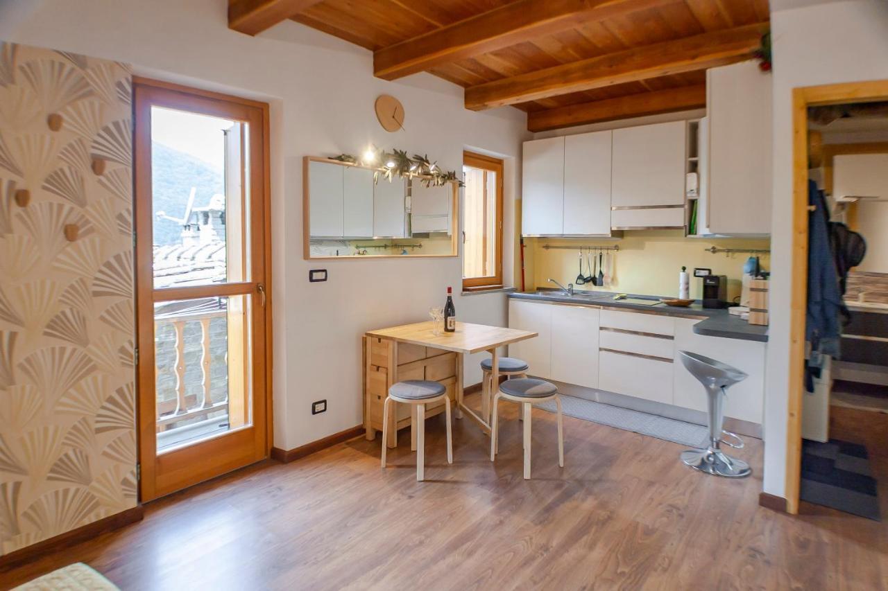 Allo Villo Lovely Apartment Ostana Bagian luar foto
