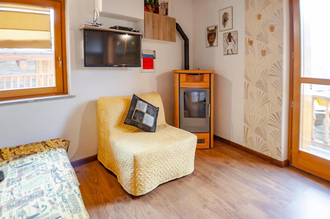 Allo Villo Lovely Apartment Ostana Bagian luar foto